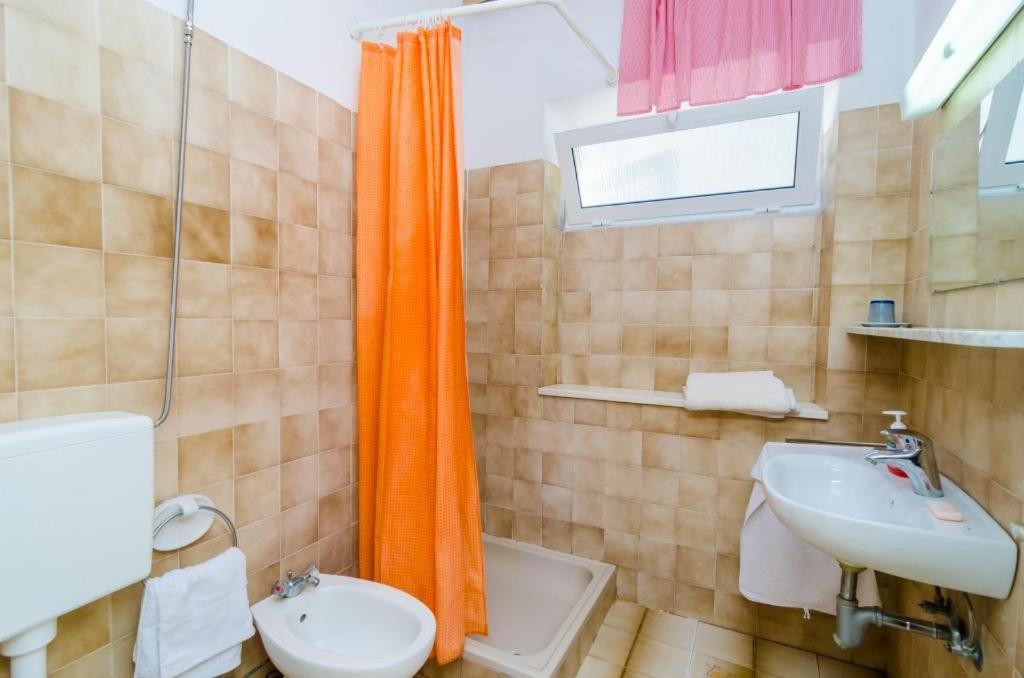 Guest House Mara ดูบรอฟนิก ภายนอก รูปภาพ